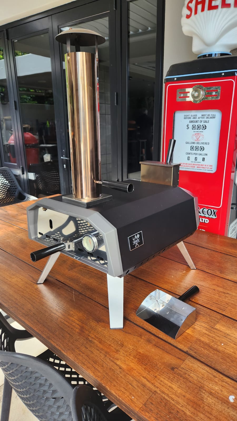 13" Wood Pellet Pizza Oven